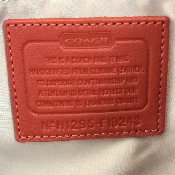 Coach Handbag - Fall Perfect! - Picture 5 of 8